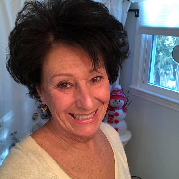 Meet your Posher, Maria - Picture 1 of 1